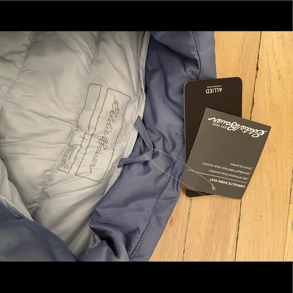 Eddie Bauer NWTs Size S Blue Vest - Picture 2 of 4